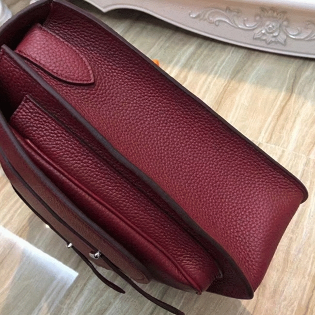 Ruby Fake Designer H**me5 Steve Messenger Bag