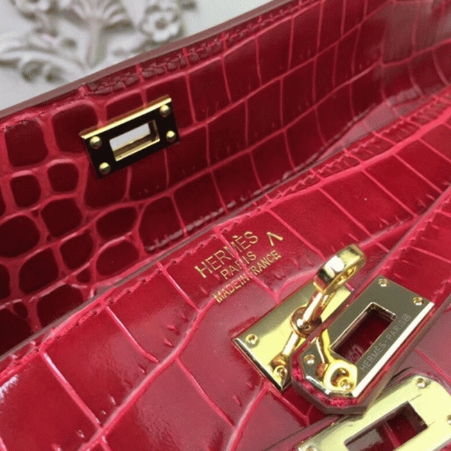 Red Crocodile Copy H**me5 Kelly Cut Clutch Exotic Luxury Bag