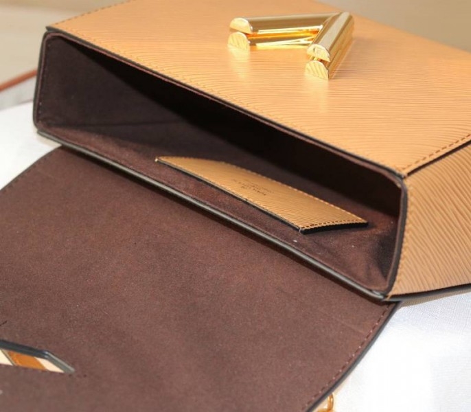 L0vis Vvtt0n Epi Leather Twist MM Bag With Jacquard Strap In Honey Gold
