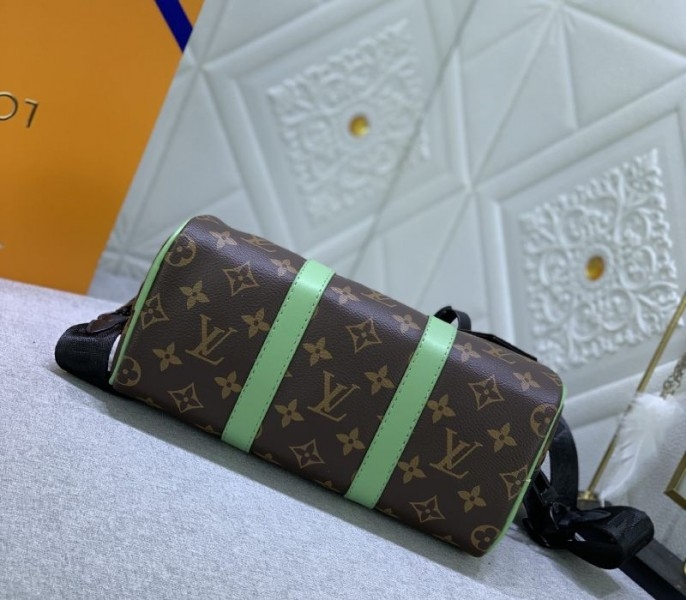 L0vis Vvtt0n Monogram Macassar Canvas Keepall Bandouliere 25 In Minty Green