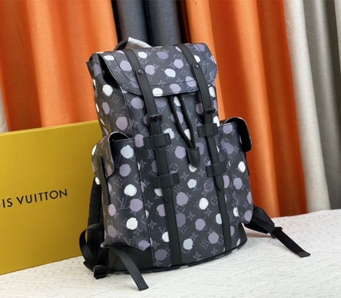 L0vis Vvtt0n X YK Monogram Eclipse Christopher Backpack
