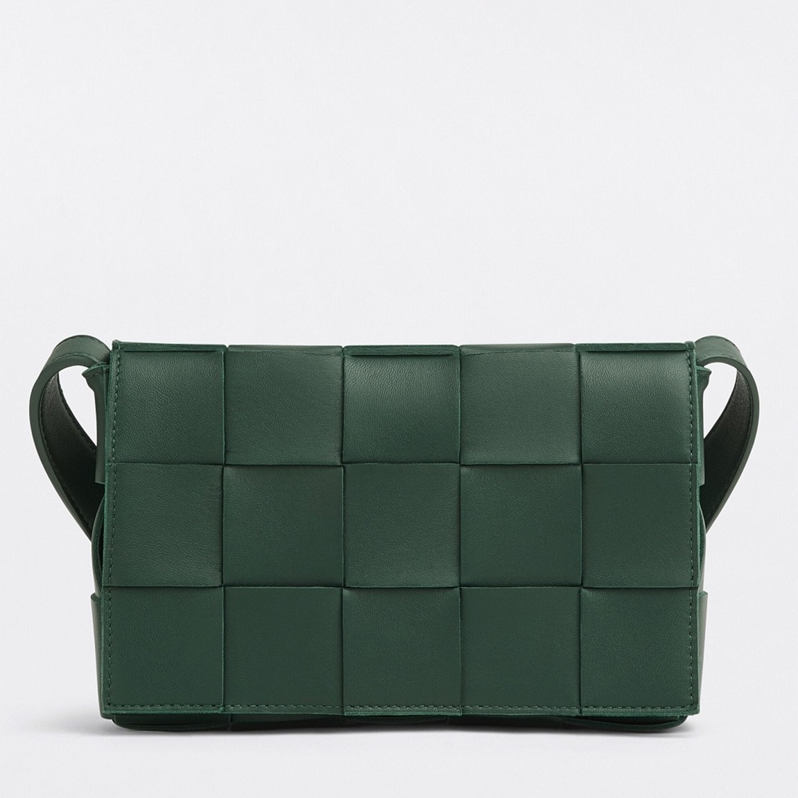 Top Quality Knockoff B0tt*ga Ven*ta Cassette Bag In Raintree