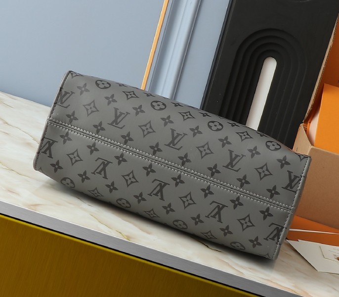 Monogram Ink OnTheGo MM In Trianon Gray