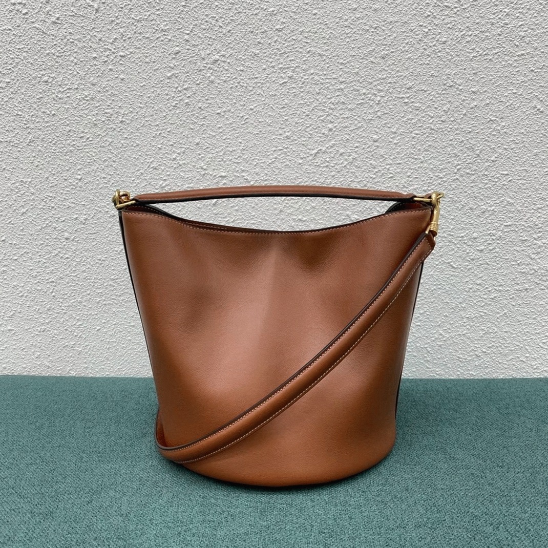 Top Quality Replica Ce1i*e Bucket 16 Bag In Brown