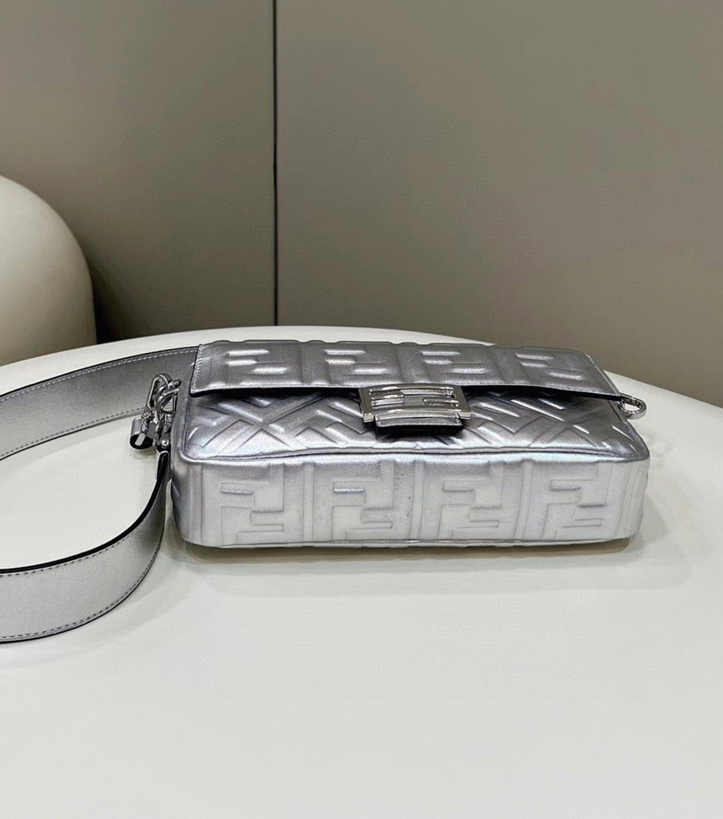 Top Quality F**di Medium Baguette Bag In Silver FF