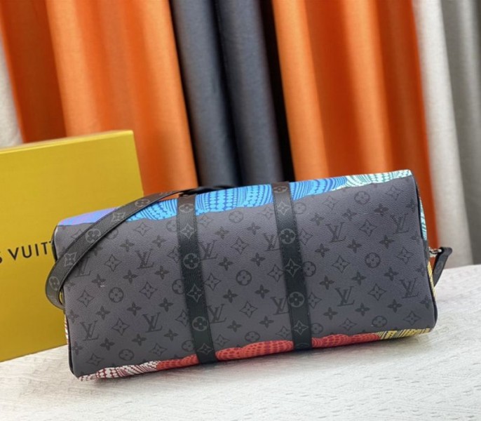 L0vis Vvtt0n X YK Monogram Eclipse Reverse Keepall 45 Luggage In Pumpkin