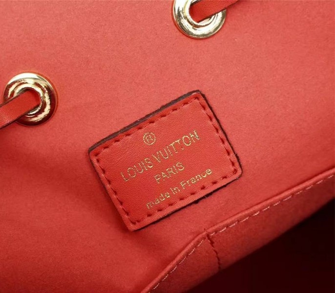L0vis Vvtt0n Monogram Canvas NeoNoe MM Bag In Coquelicot