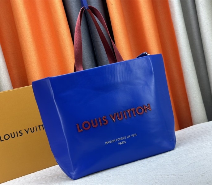 L0vis Vvtt0n Other Leathers Shopper Cabas MM Tote In Blue