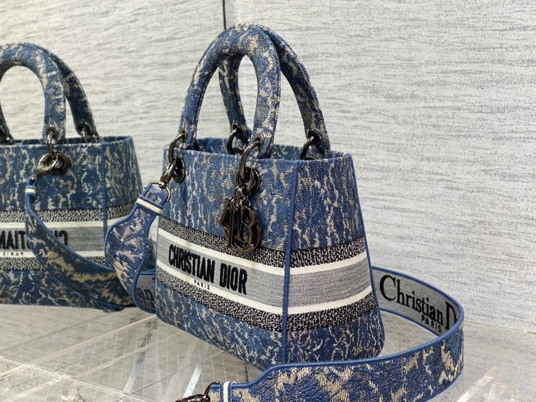 D10r Lady D-Lite Medium Bag Replica in Blue Brocart Denim-Effect Embroidery