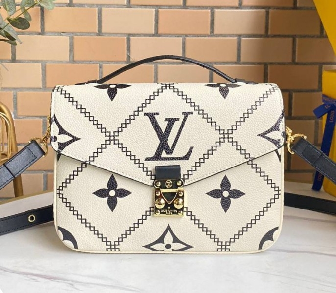 L0vis Vvtt0n Spring 2022 Monogram Empreinte Pochette Metis Handbag In Cream