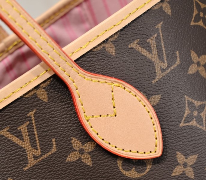 L0vis Vvtt0n Monogram Canvas Neverfull MM Tote In Peony Pink