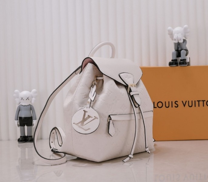 L0vis Vvtt0n Monogram Empreinte Leather Montsouris PM Backpack In White