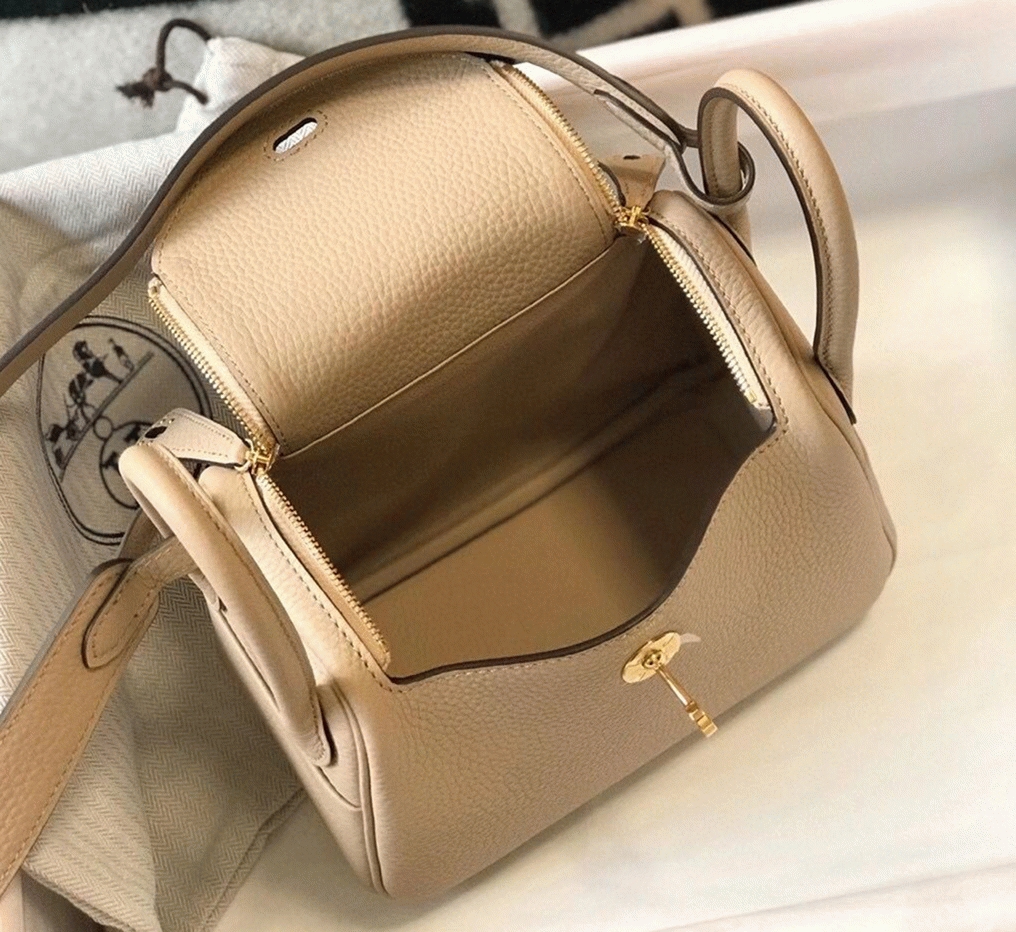 Top replica H**me5 Lindy Mini handbag in trench color