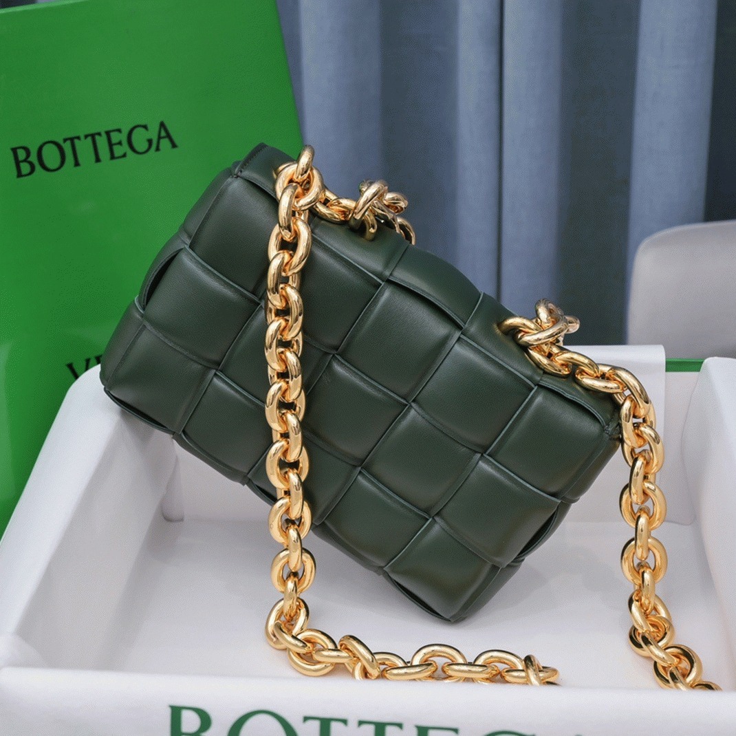 Top Quality Replica B0tt*ga Ven*ta Chain Cassette Bag In Raintree