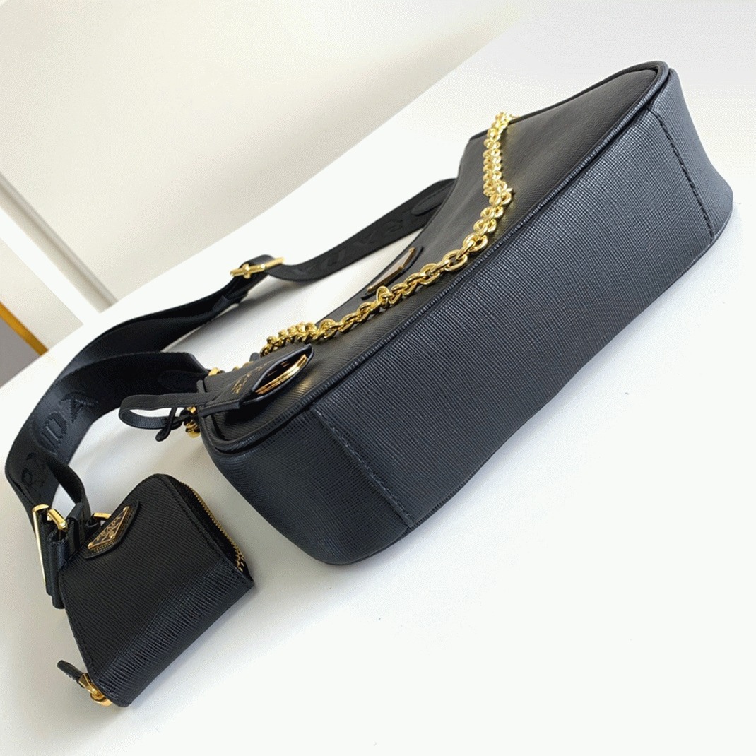 Pra*a Re-Edition 2005 Shoulder Bag Fake in Black