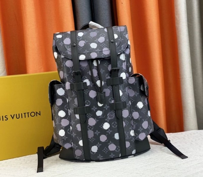 L0vis Vvtt0n X YK Monogram Eclipse Christopher Backpack