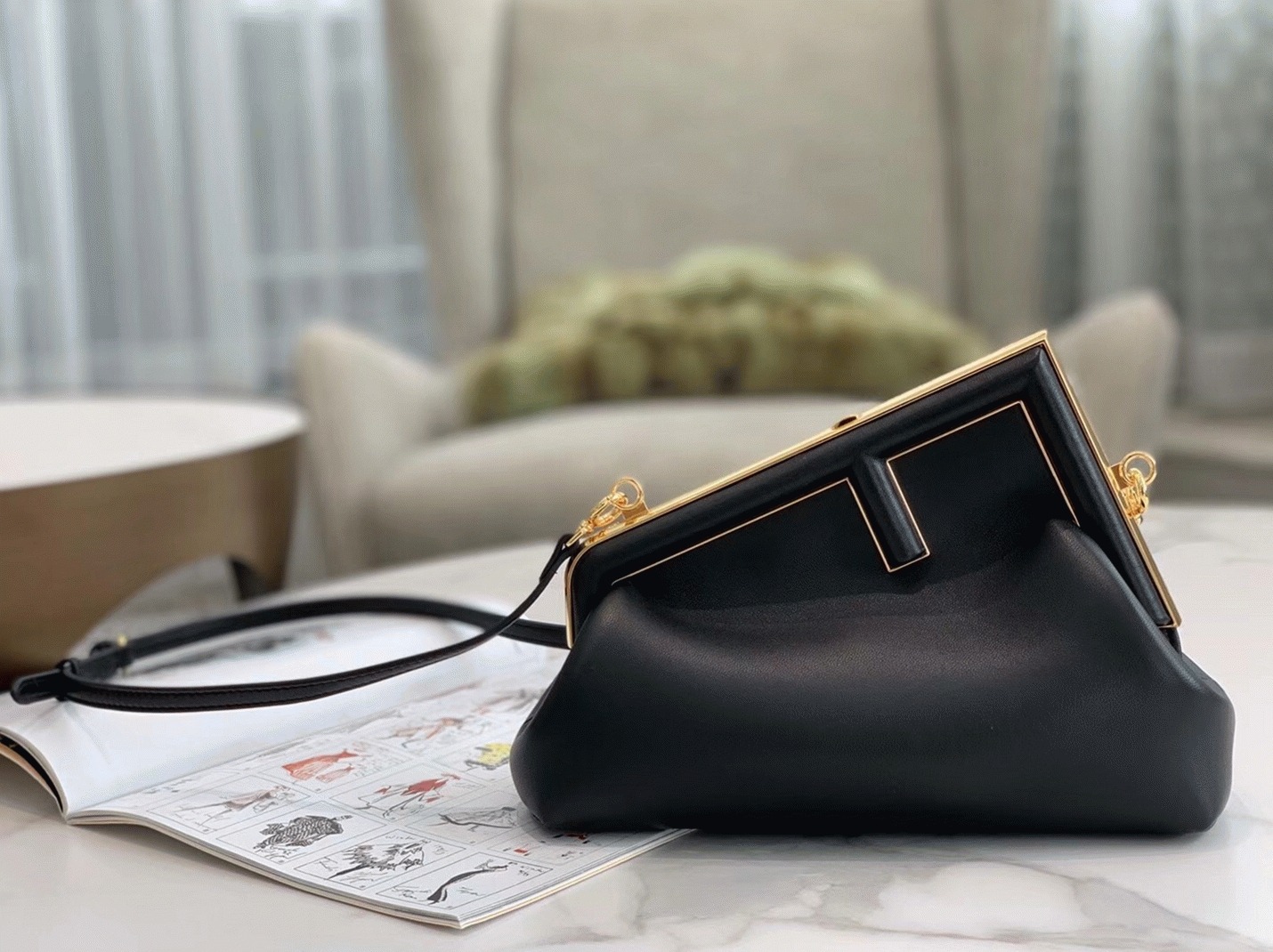 Top Quality Fake F**di First Medium Bag In Black Nappa Leather