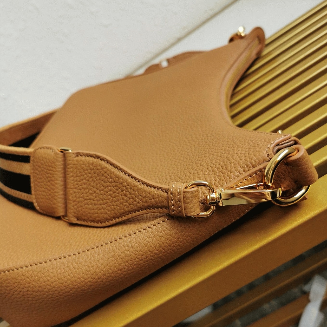 Designer Pra*a Shoulder Bag Replica in Brown