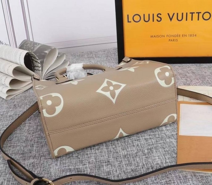 L0vis Vvtt0n Bicolor Monogram Empreinte Leather Onthego PM Bag In Tourterelle Gray And Cream