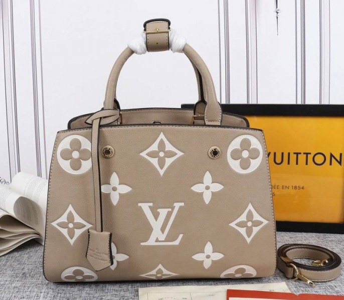 L0vis Vvtt0n Monogram Empreinte Montaigne MM In Tourterelle Gray
