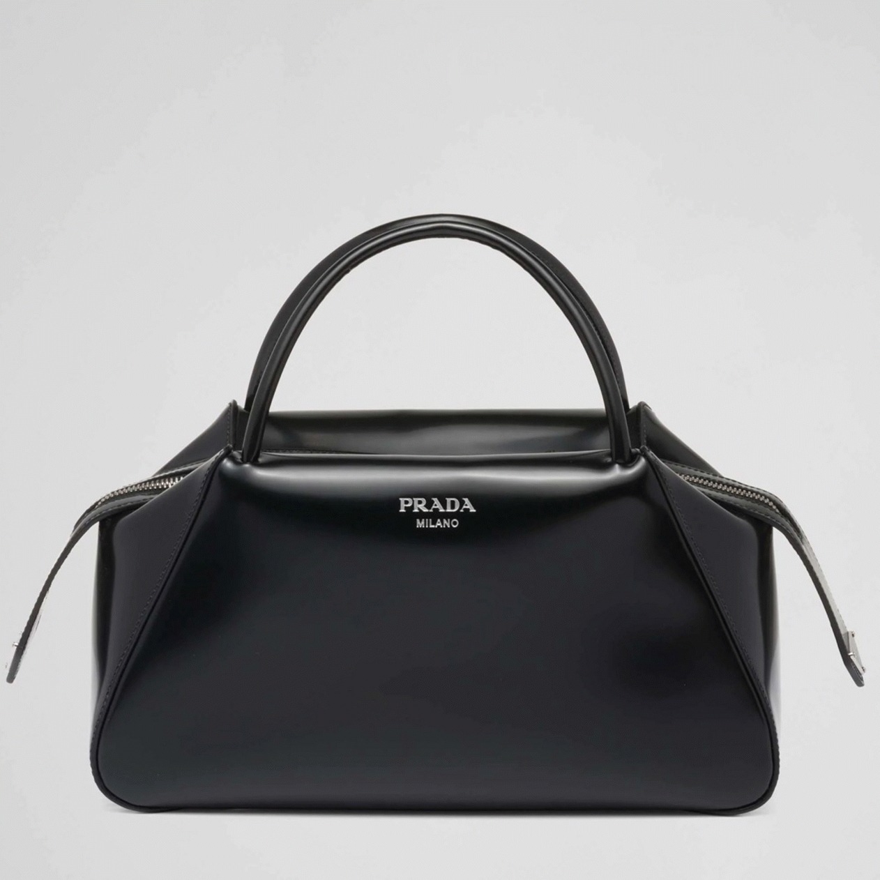 Pra*a S*pernova Medium Bag Knockoff in Black Brushed