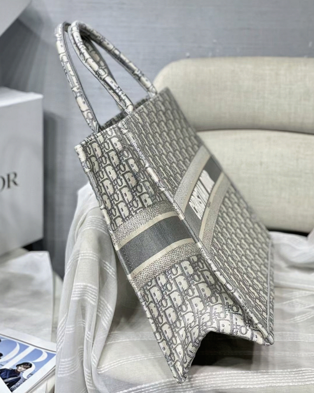 D10r Large Book Tote Bag Replica in Grey D10r Oblique Embroidery