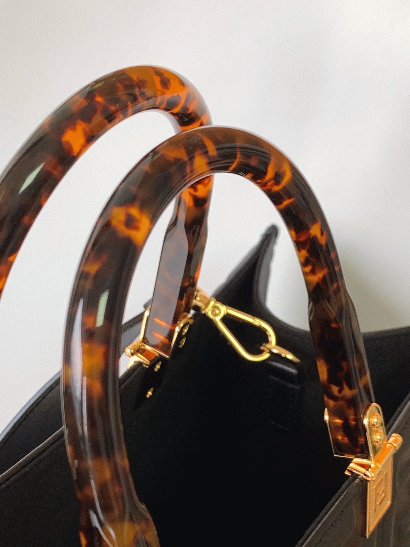Top Quality Replica F**di Sunshine Medium Tote Bag In Black FF Calfskin