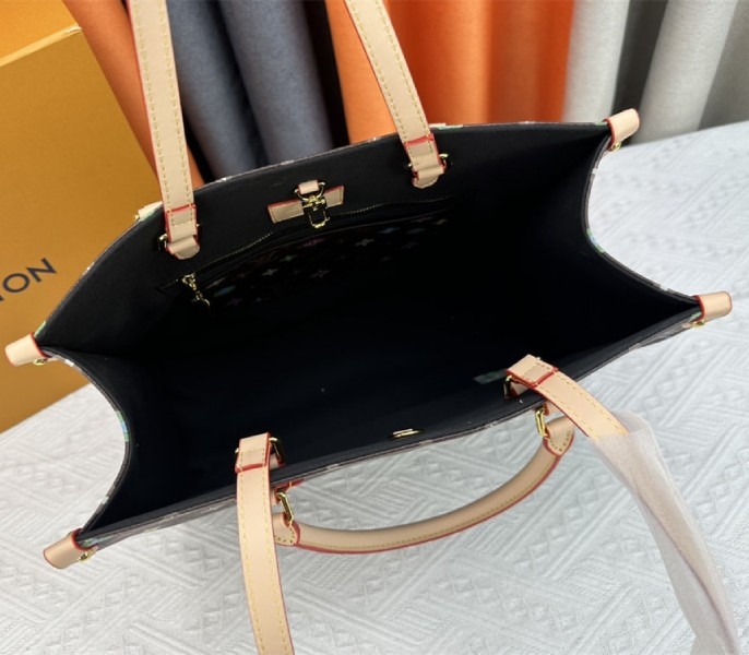 L0vis Vvtt0n Monogram Craggy Onthego MM Tote In Chocolate
