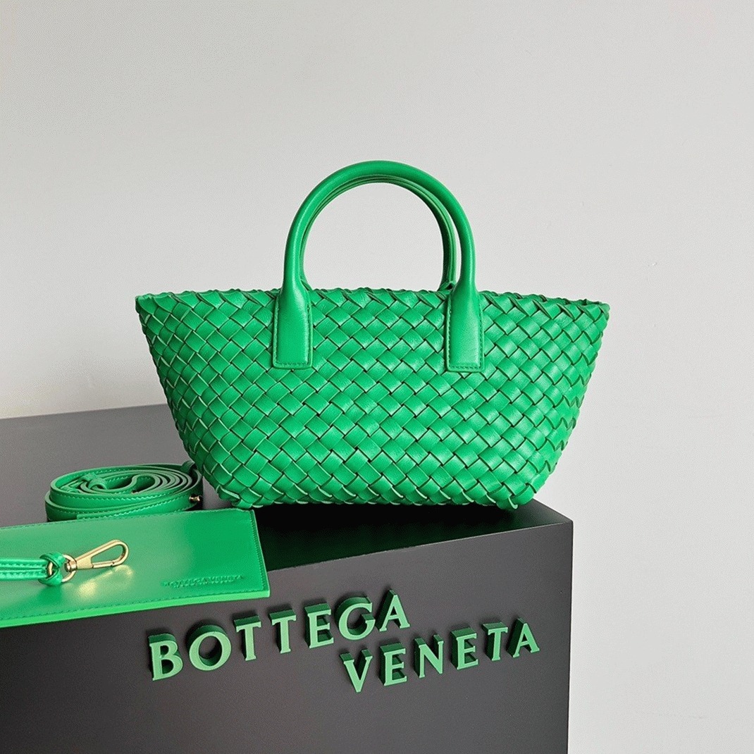 Top Quality Replica B0tt*ga Ven*ta Cabat Mini Bag In Green Intrecciato Lambskin