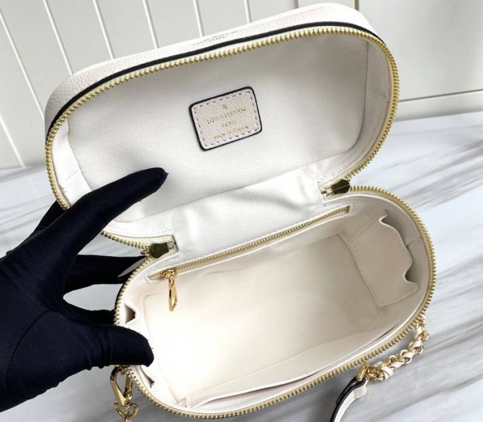 L0vis Vvtt0n Bicolor Monogram Empreinte Vanity PM Bag In Cream And Bois De Rose Pink