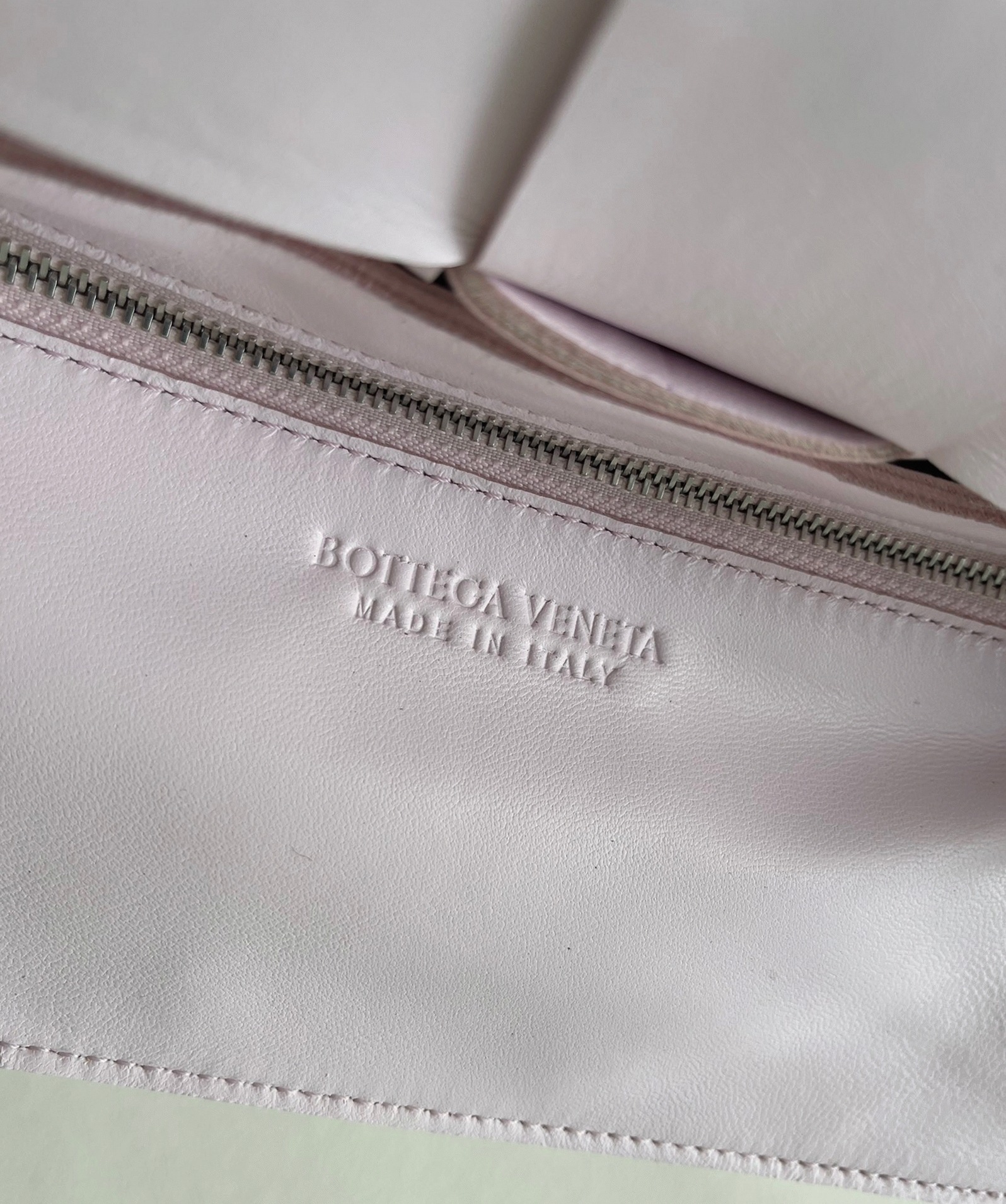 Top Quality Replica B0tt*ga Ven*ta Cassette Bag In Bliss Washed