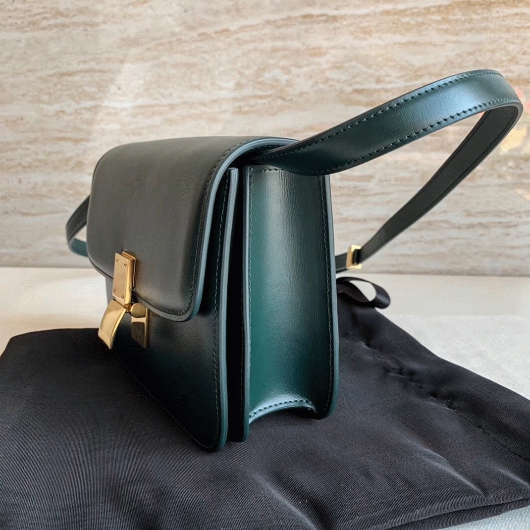 Top Quality Fake Ce1i*e Classic Box Medium Bag In Amazone