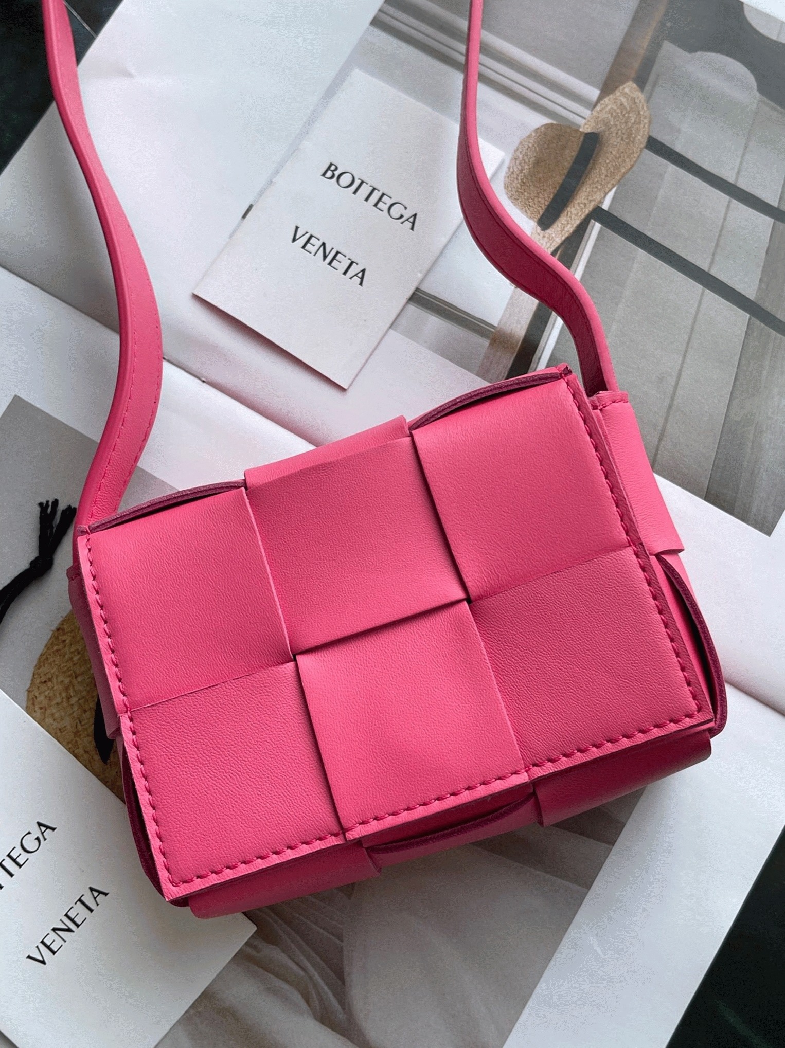 Top Quality Knockoff B0tt*ga Ven*ta Candy Cassette Bag In Cranberry
