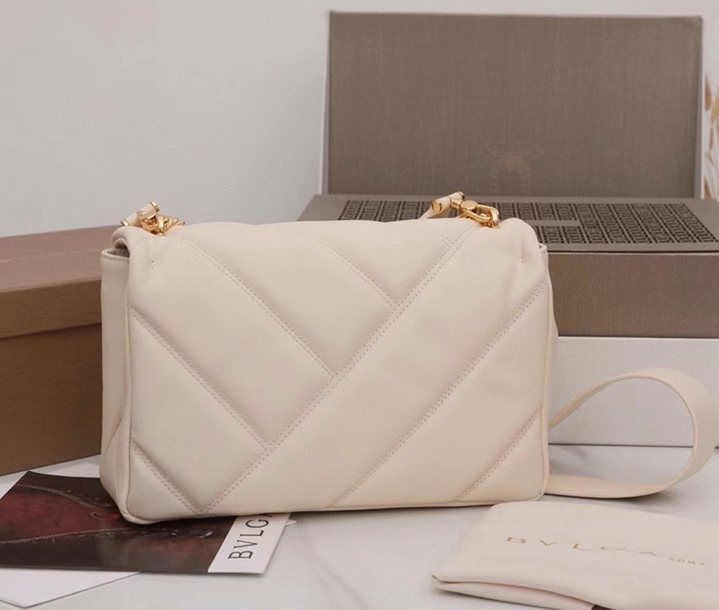 Knockoff Bv1g*ai Serpenti Cabochon Medium Bag White Calfskin