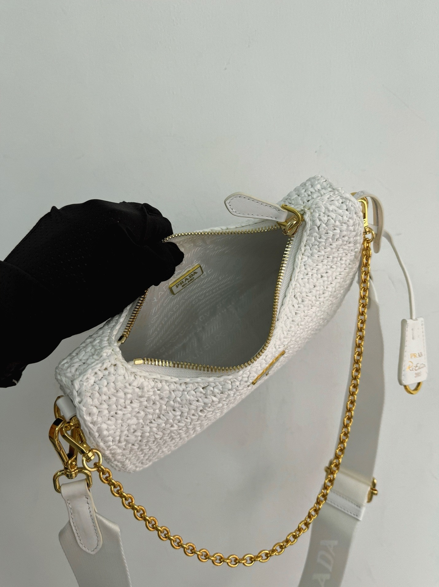 Pra*a Re-Edition Crochet Bag Fake in White