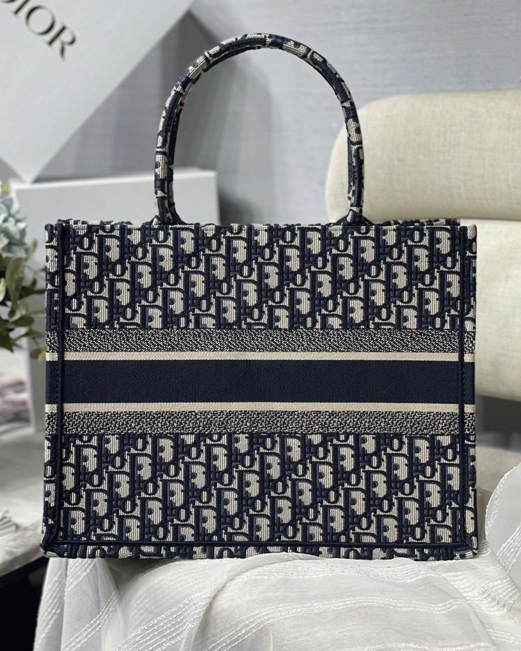D10r Medium Book Tote Bag Replica in Blue D10r Oblique Embroidery