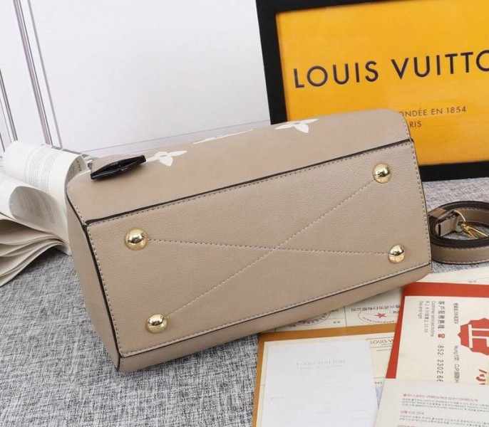 L0vis Vvtt0n Monogram Empreinte Montaigne BB In Tourterelle Gray