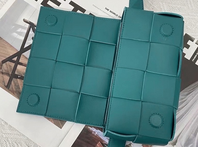 Replica B0tt*ga Ven*ta Cassette Belt Bag Mallard