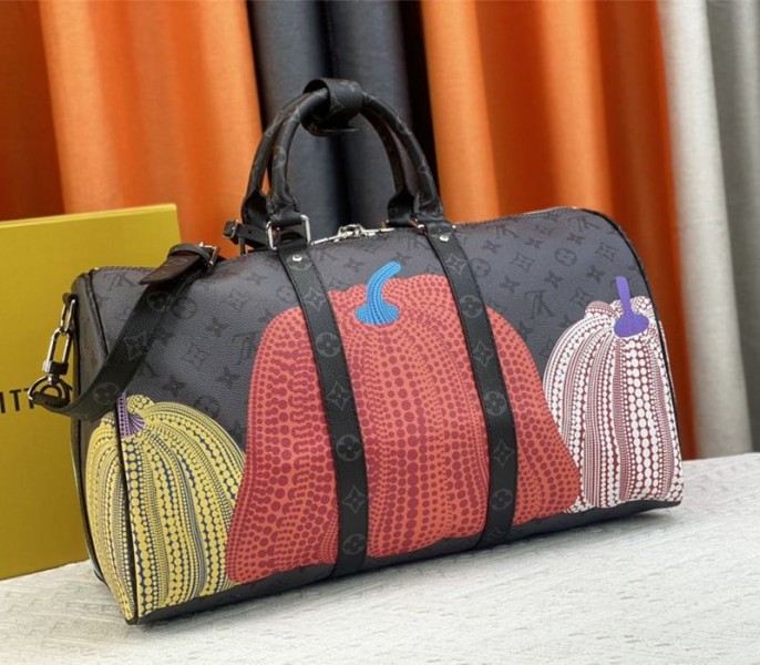 L0vis Vvtt0n X YK Monogram Eclipse Reverse Keepall 45 Luggage In Pumpkin