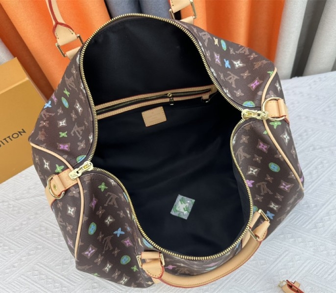 L0vis Vvtt0n Monogram Craggy Keepall Travel 50 Bag In Chocolate