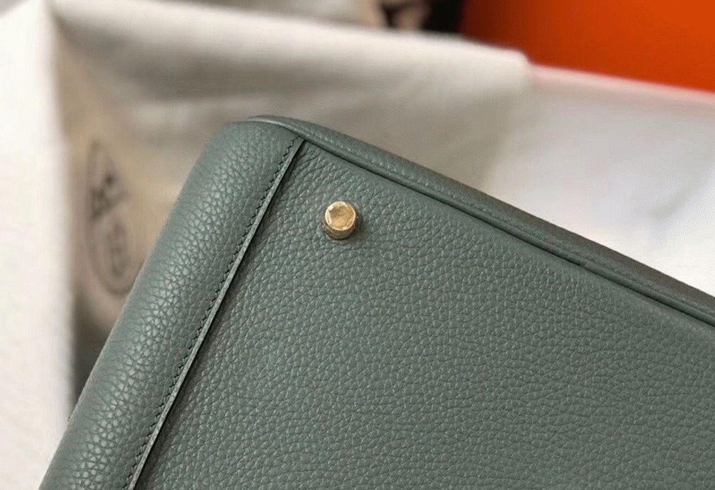 Fake H**me5 Lindy 30cm bag in vert amande color